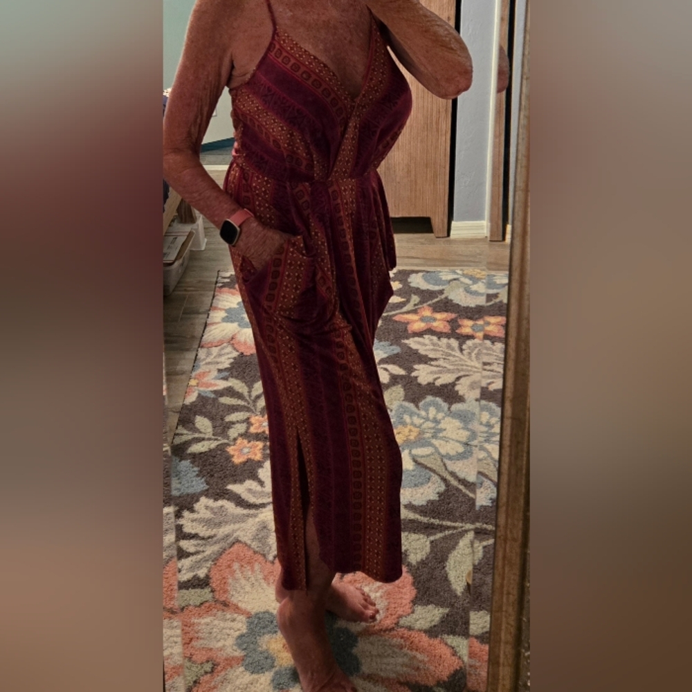 BCBGeneration Burgundy Midi Dress